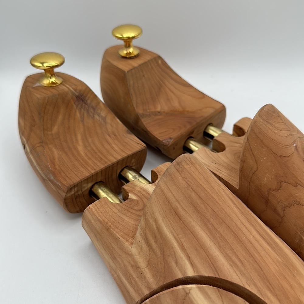 Cedar wood tectake luxury shoe trees - Picture 2 of 5